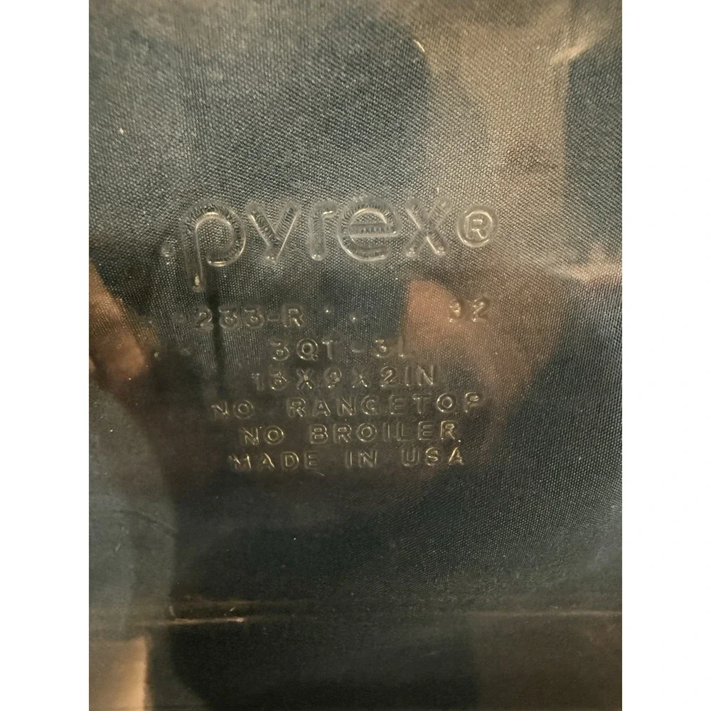 Pyrex 233-R Clear Glass Baking Dish 13x9x2  3 qt. With Blue Storage Lid